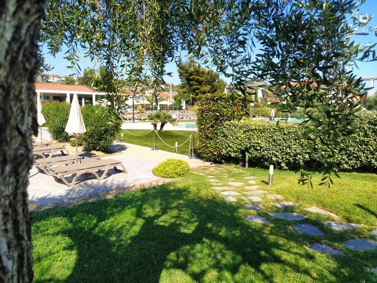 ReBi Village Imperia Exterior foto