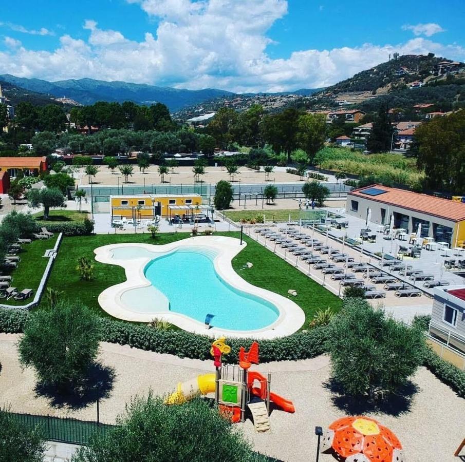 ReBi Village Imperia Exterior foto